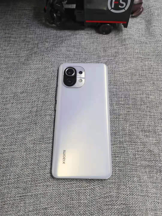 小米11,8+256,整机全原,外观9.8...