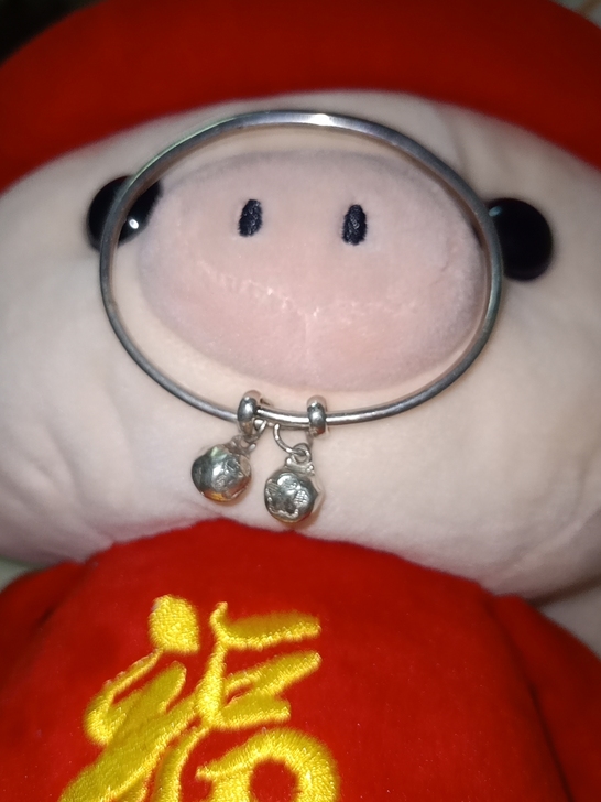 纯银999足银手镯,实心,可推圈,大人瘦手...