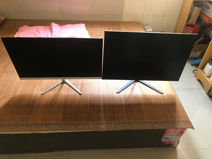 24寸无边框显示器,几乎全新,外地不出外地...