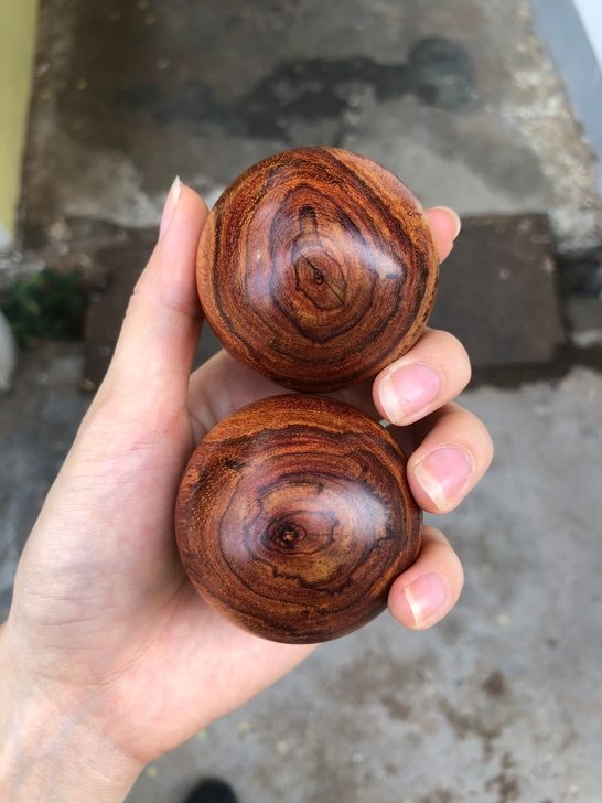 海南黄花梨保健球手球鬼脸纹对眼5.0手球