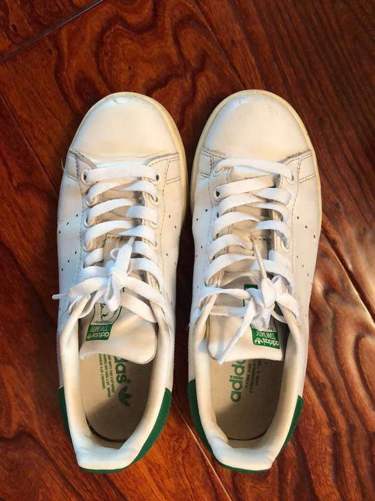 Adidas绿尾三叶草STAN SMITH