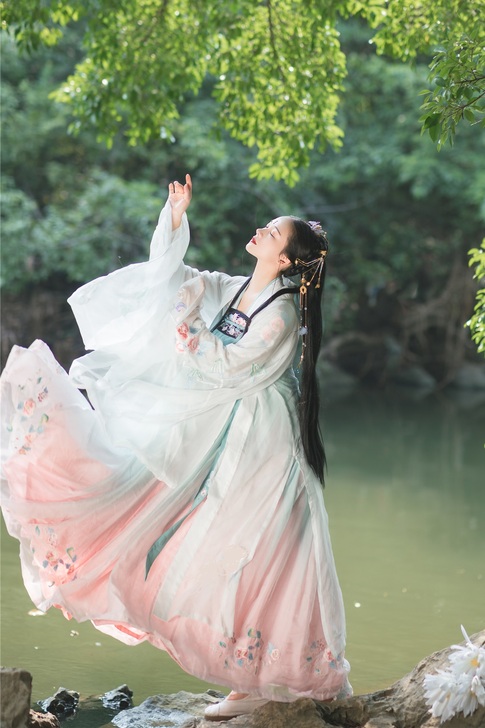 汉服退坑出,一口价,欢迎戳我聊天