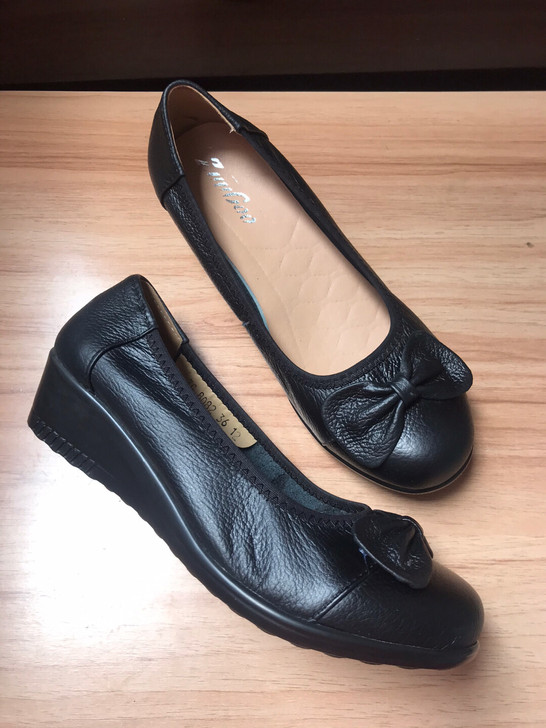 亏本出35-40码真皮女单鞋蝴蝶结黑色工作...