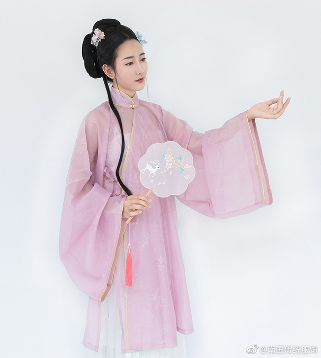 南国传统汉服立领雪纺纱，s码豆沙色二手物品...