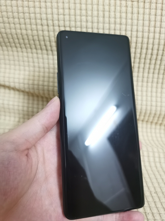一加8pro，8+128