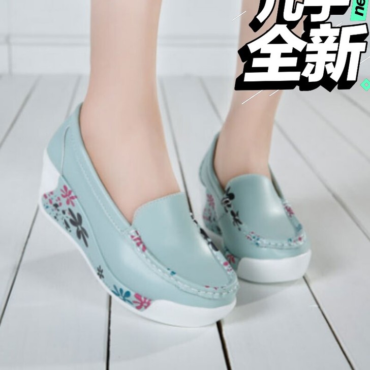 厚底松糕鞋女高坡跟皮摇摇鞋增高舒适防水台妈...