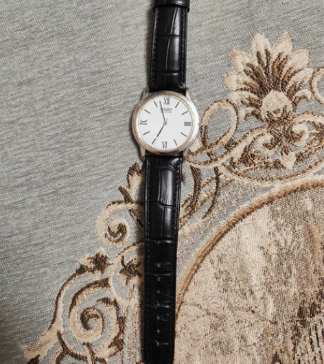 西铁城光动能手表，有光就有动力，原价350...