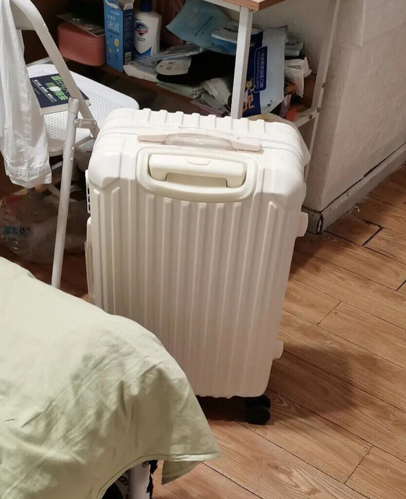 工厂清仓！韩版行李箱女学生拉杆箱密码箱男万向