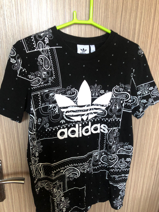 正品阿迪达斯三叶草T恤 S码