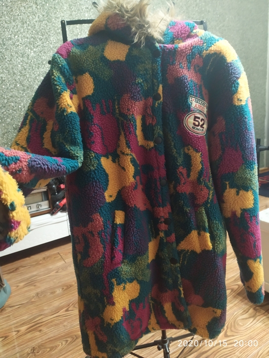 羊羔绒迷彩长款棉服 上身特别洋气好看 均码...