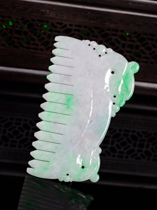 缅甸天然翡翠，老坑好种起胶飘绿春带彩梳子，...