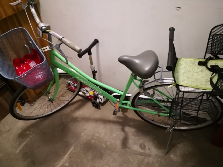 美利达旅行自行车公主车，基本全新，骑的次数...