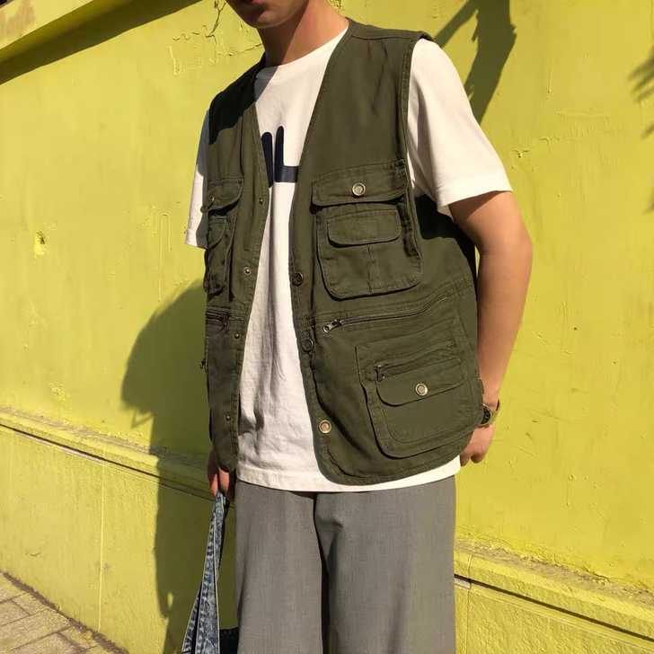 日系多口袋工装马甲美式阿美咔叽男女复古叠穿...