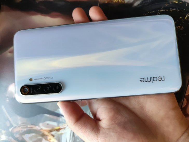 realme x2，6+64，高三的时候用...