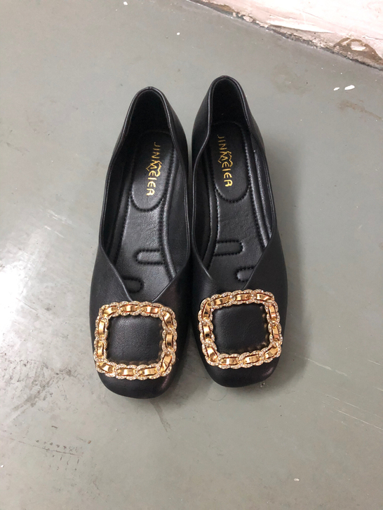 36码 平底单鞋 坡跟 黑色 方头 全新