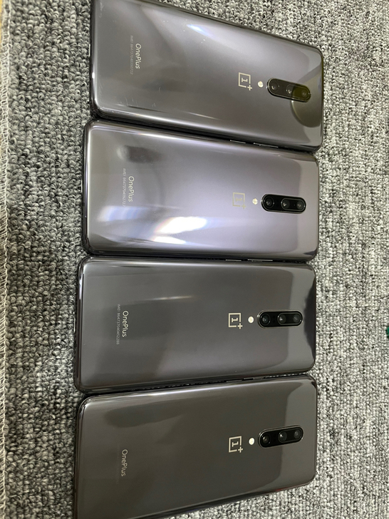 一加7pro，美版  指纹面容解锁，前置伸...