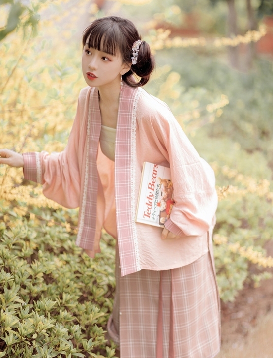 花神记 浅黛钰粉l码有吊牌