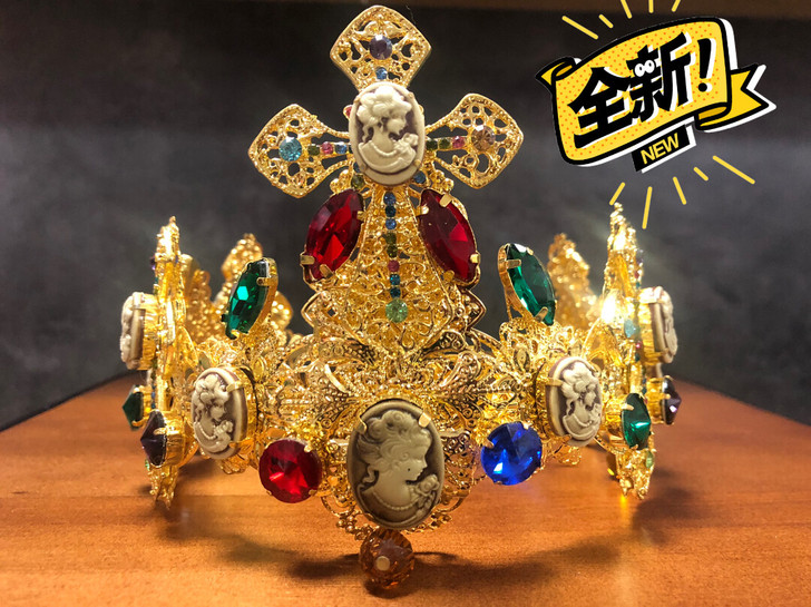 全新皇冠发饰，大小可调节，一套含耳饰！精致...