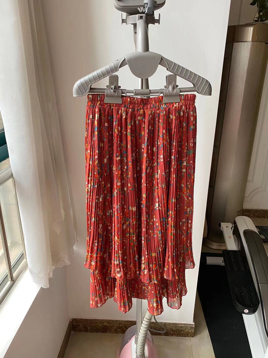 雪纺碎花蛋糕裙半身裙,非常好看的一款裙子,...