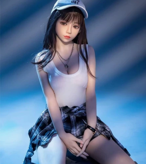 实体娃娃出手，内置金属骨架，姿势任摆，脸蛋...