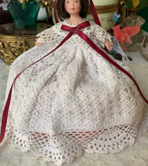 美国古董钩线蕾丝裙手工瓷娃娃首饰盒vint...