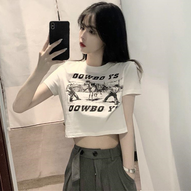 短款露脐上衣女夏装2021年新款复古个性印...