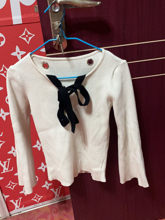 毛衣打底衫 均码很洋气  穿了3次