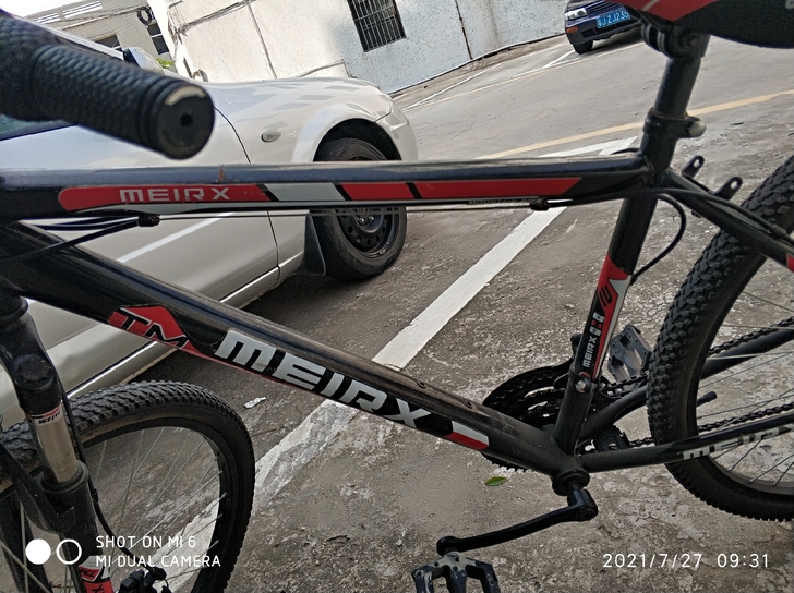 小孩外地读闲置山地自行车一辆成色较好，卖出...