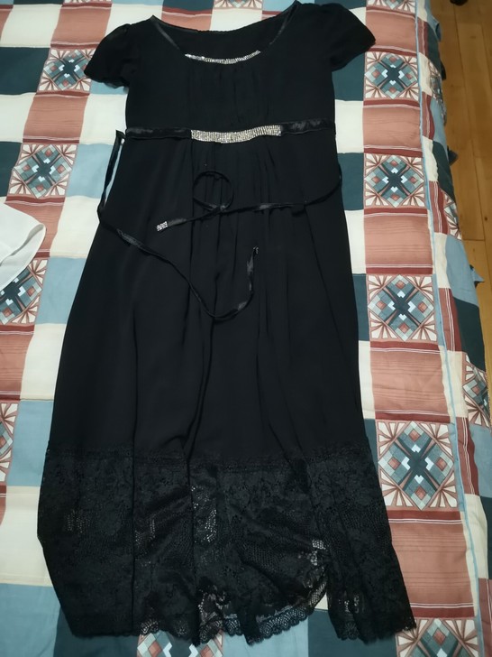 真丝雪纺蕾丝拼接,经典优雅小黑裙,中长款L...