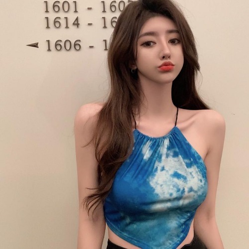 【风尚价】2021夏季新款时尚百搭印花挂脖...