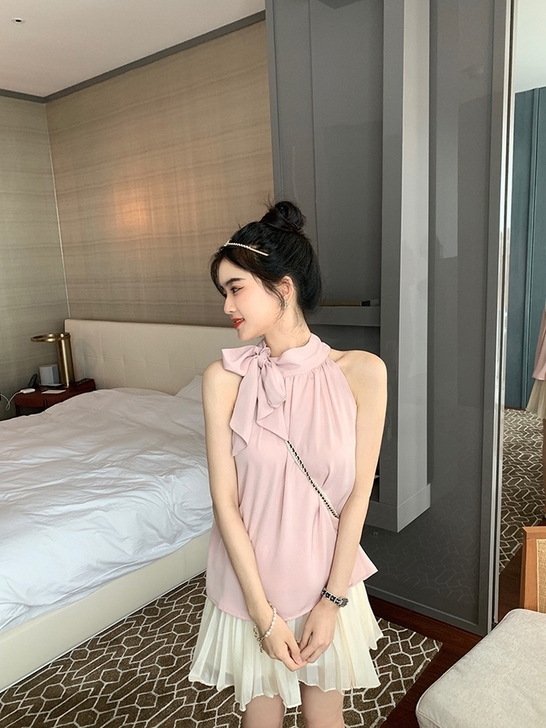 famous2021年夏季新款法式小众气质...