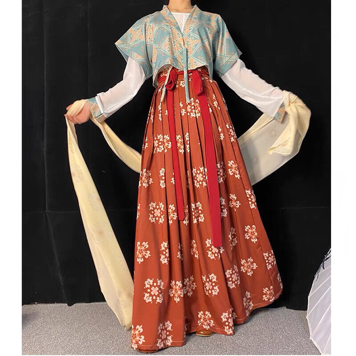 【直接出】荨茉旗舰店店庆款如梦令两套XL