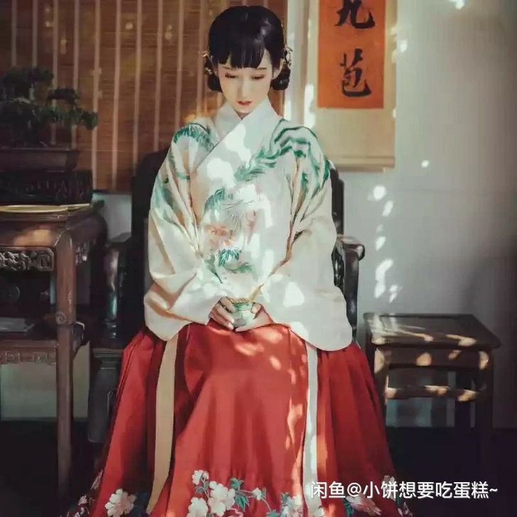 钟灵记【凤来仪】一套 穿一次s码非正