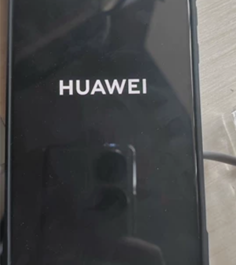 华为mate30，8+128，掉水了，在华...
