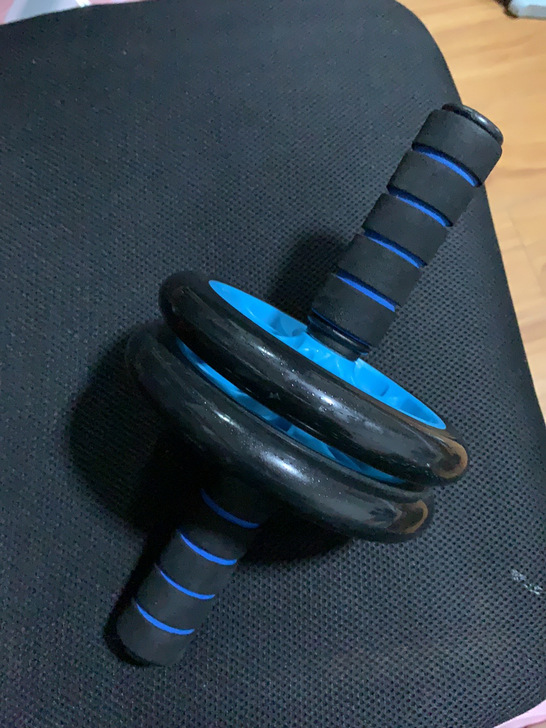 静音健腹轮 几乎全新转让 10元拿走 不包邮