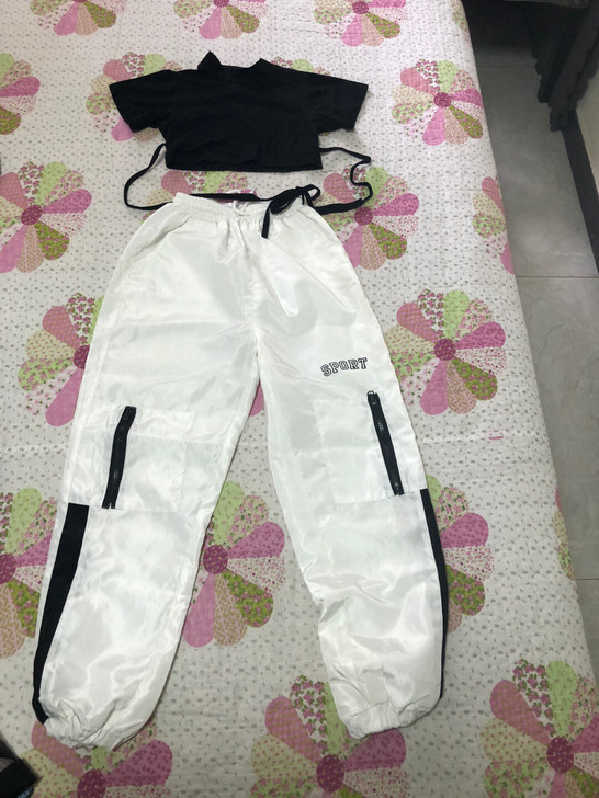 女童街舞服一套