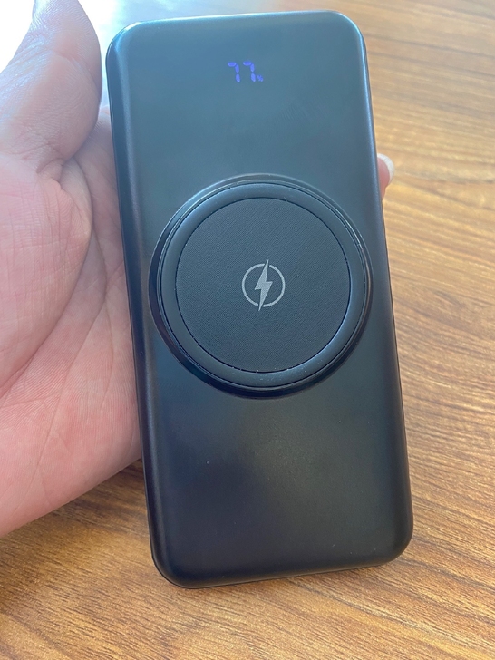 【清仓处理】无线充电宝20000毫安自带线...