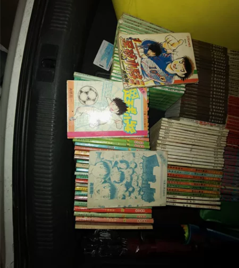 足球小将卡片37本加世青篇22本,三十年老...