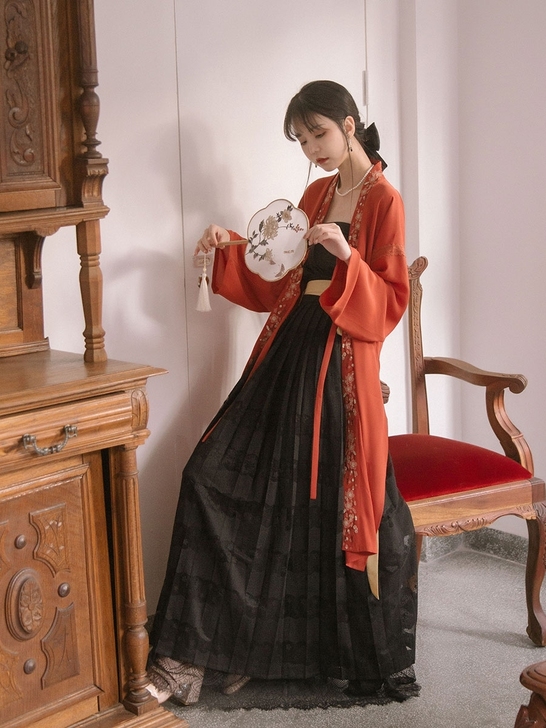 远山乔【九曲红梅】原创宋制汉服女对襟长衫蕾...