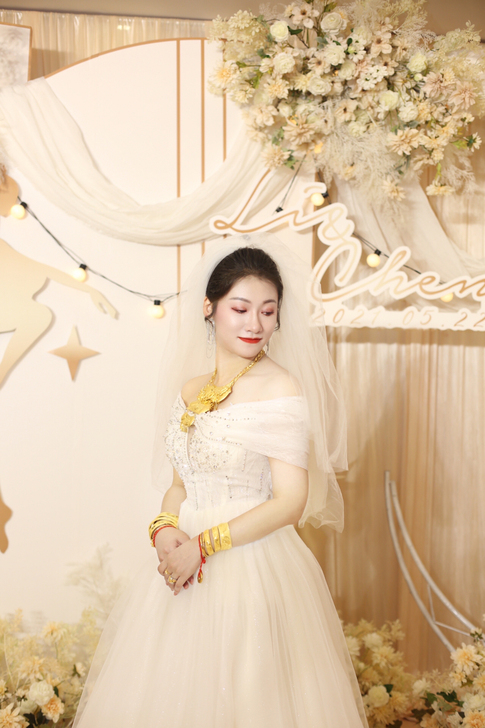 出婚纱