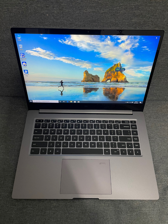 小米15pro i7-8550u 8g内存...