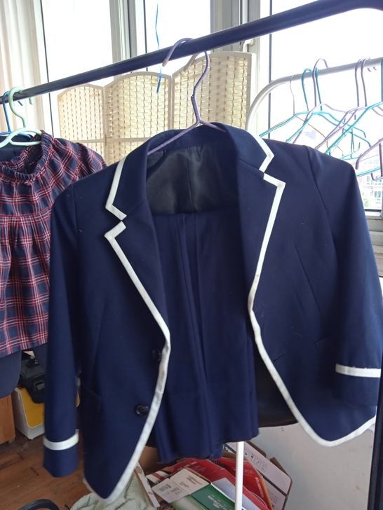 三年级校服，带裤子，