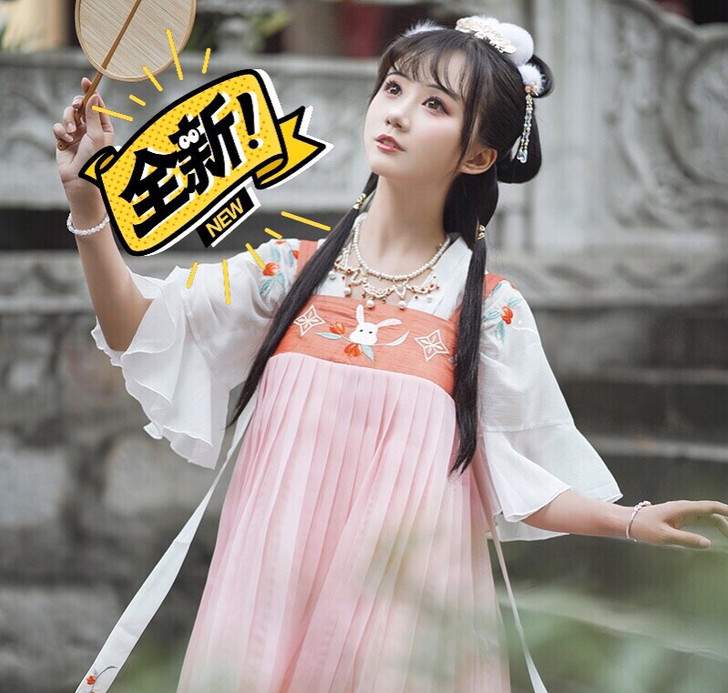 六仙书阁 草莓兔 汉元素 S码一套