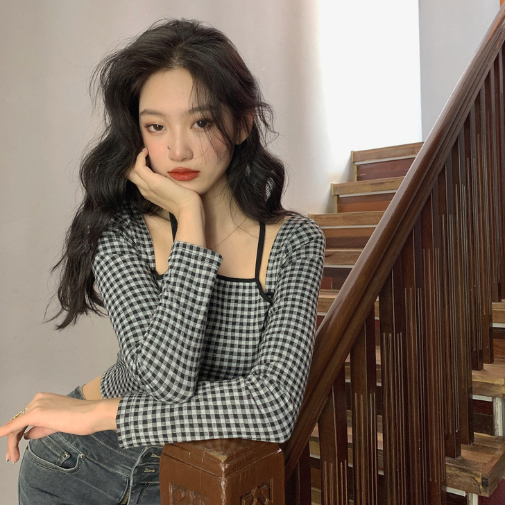 2021秋季韩版修身显瘦露肩短款吊带式黑白...