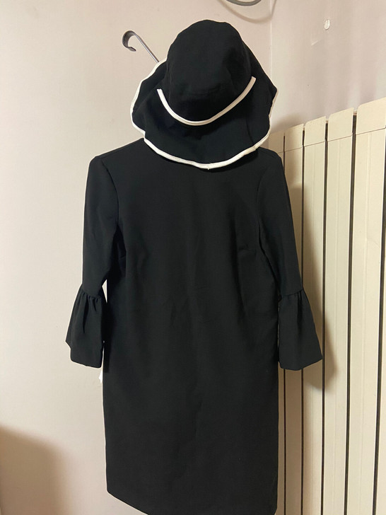 Zara 纯色小群，低调的奢华，几乎全新，...