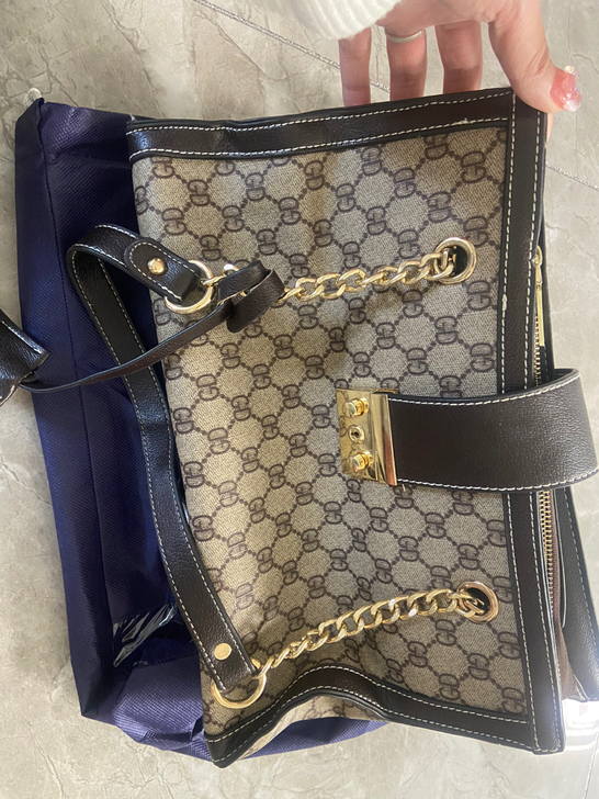 闲置全新包包 太多了背不过来,细节可以私信...