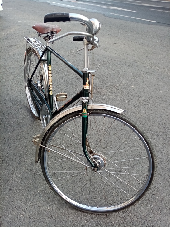 凤凰26自行车墨绿。QE86，自提价