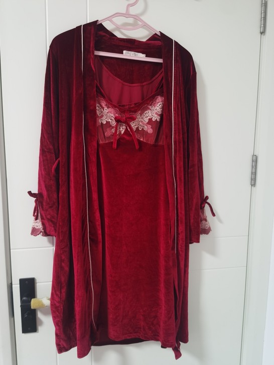 金丝绒睡裙两件套蕾丝网纱吊带睡裙睡袍