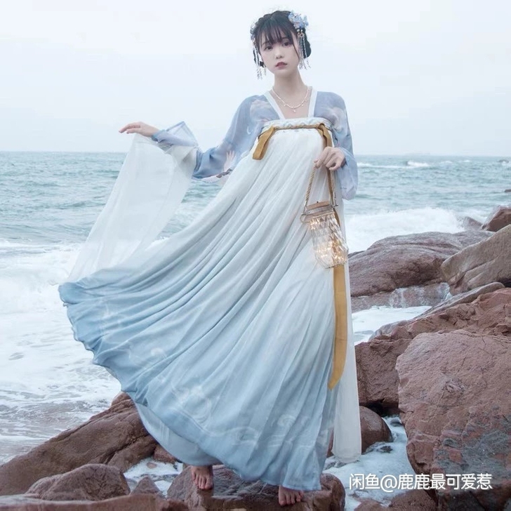 远山乔水云间，非全新，咸鱼最低价