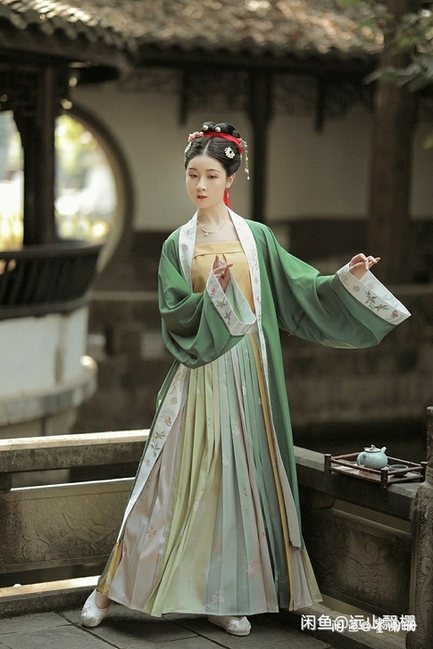 兰若庭此间春色衫绿褙子S码